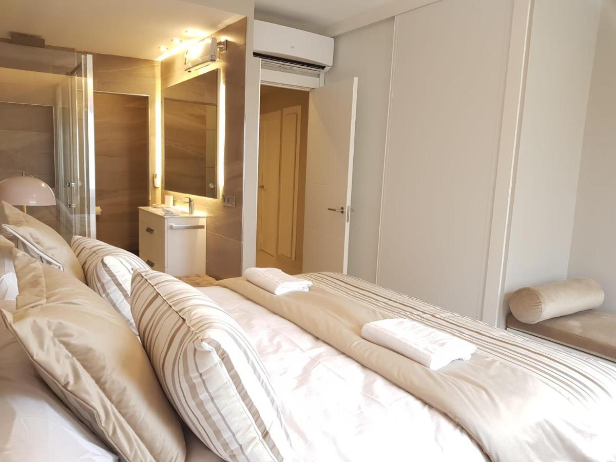 Fabulous Apartment In Front Of Sea & Marina With Incredible Views 埃斯特波纳 外观 照片