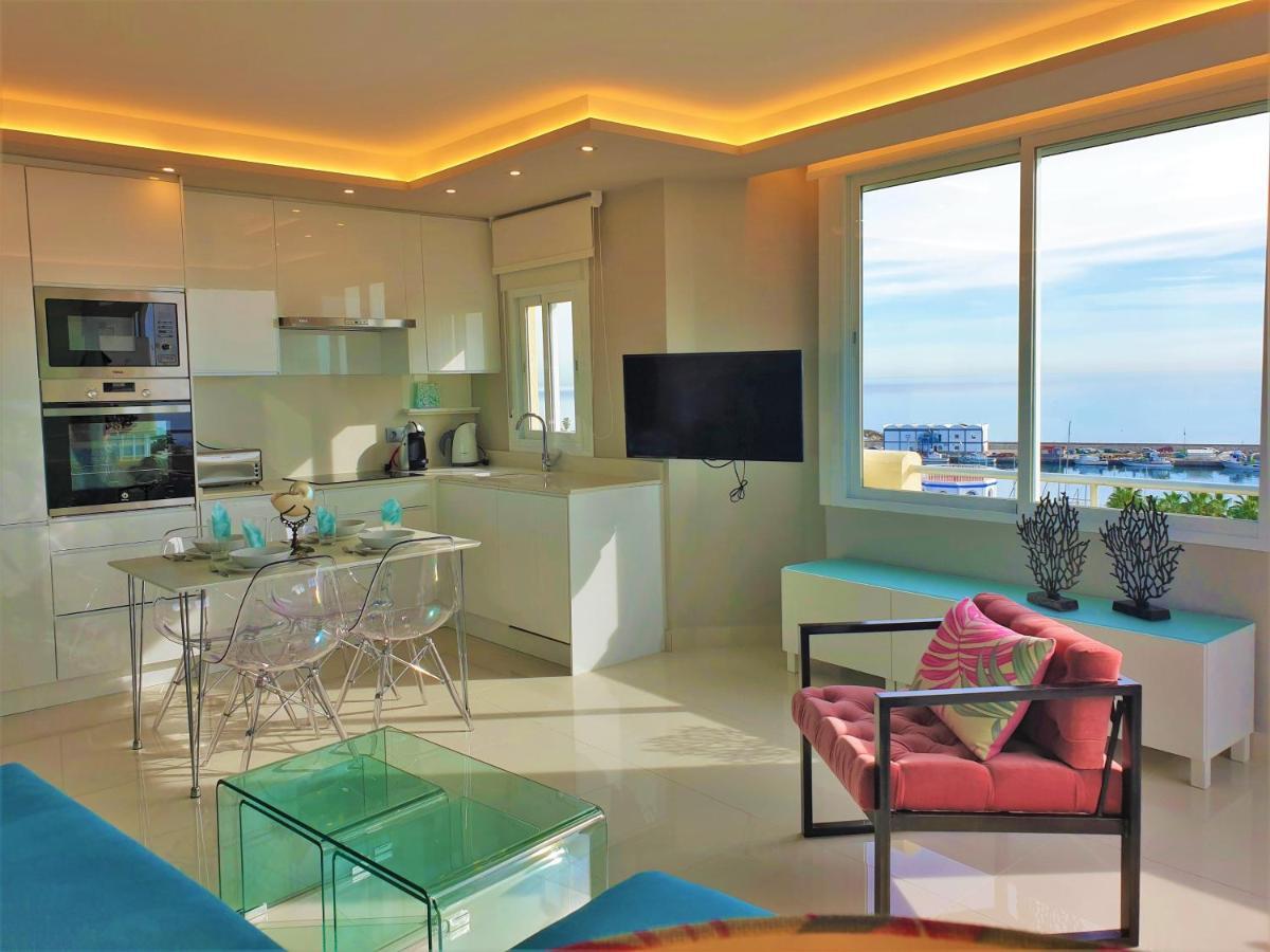 Fabulous Apartment In Front Of Sea & Marina With Incredible Views 埃斯特波纳 外观 照片