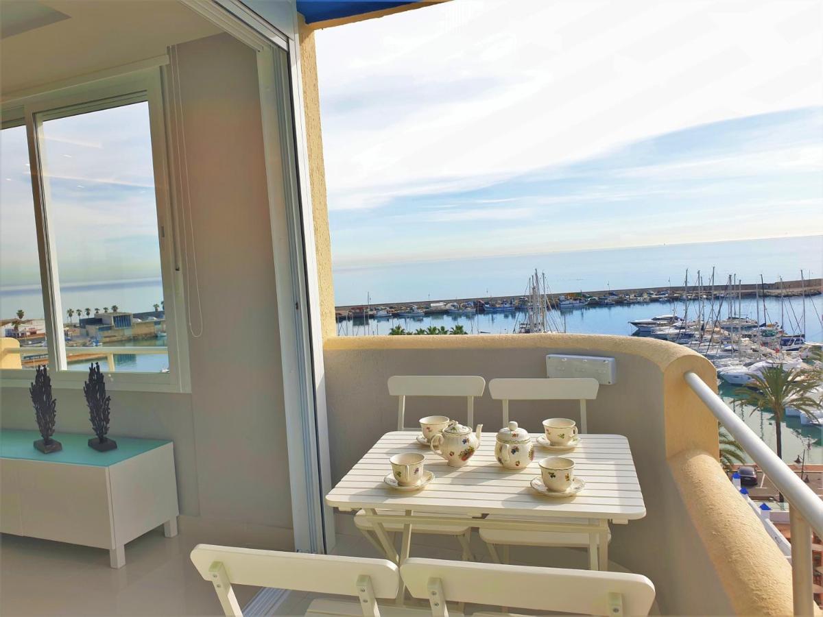 Fabulous Apartment In Front Of Sea & Marina With Incredible Views 埃斯特波纳 外观 照片