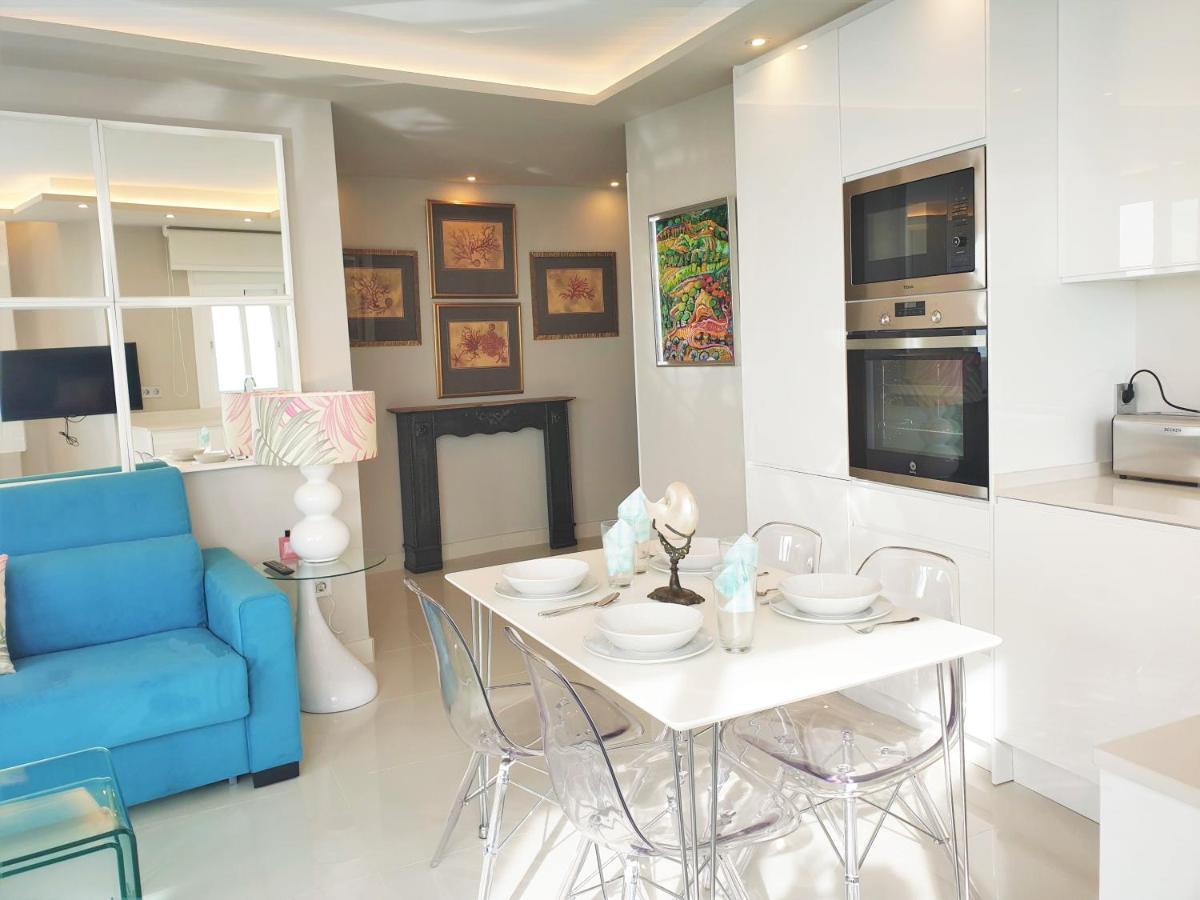 Fabulous Apartment In Front Of Sea & Marina With Incredible Views 埃斯特波纳 外观 照片